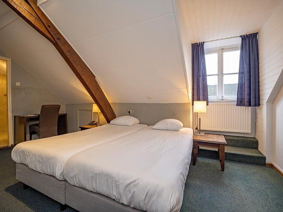 Fletcher Hotel Restaurant De Burghoeve Valkenburg aan de Geul Екстериор снимка