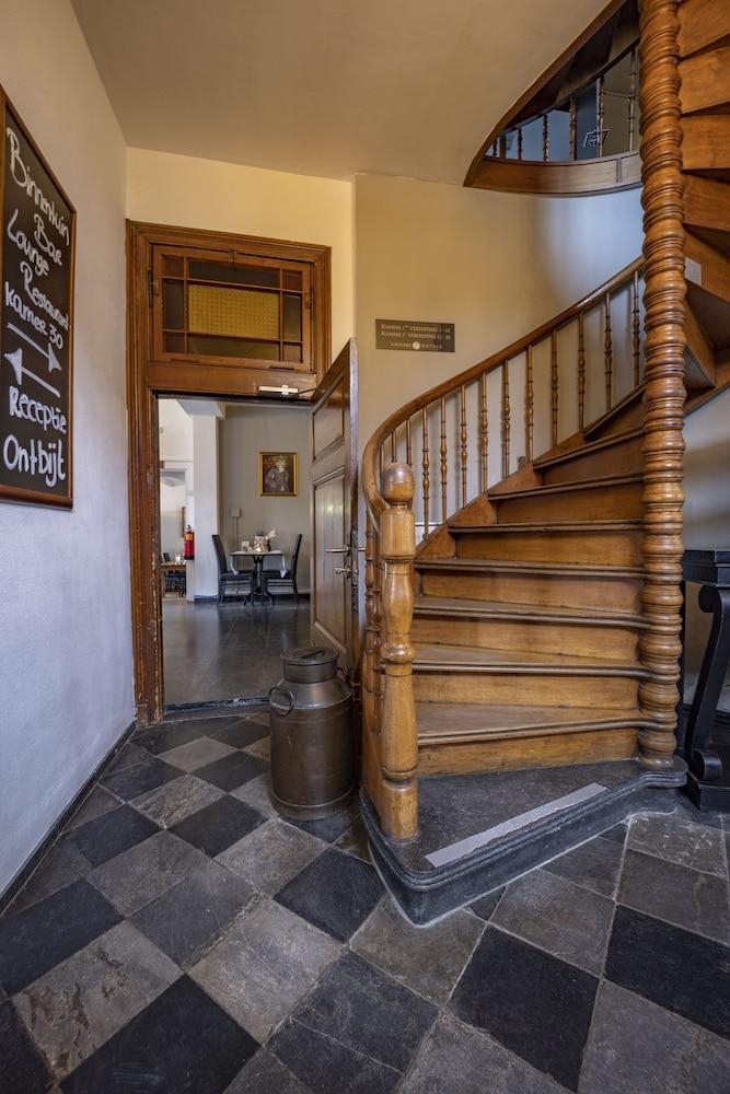 Fletcher Hotel Restaurant De Burghoeve Valkenburg aan de Geul Екстериор снимка
