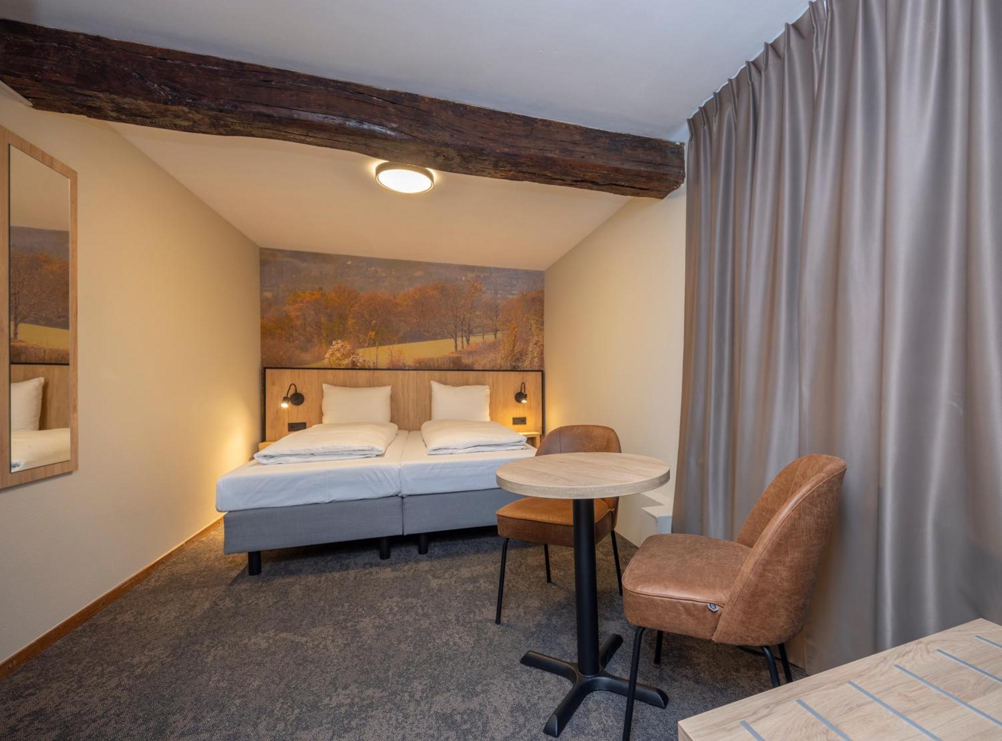 Fletcher Hotel Restaurant De Burghoeve Valkenburg aan de Geul Екстериор снимка